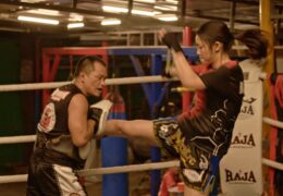 MUAY THAI – STRONG WOMEN, TOUGH FISTS